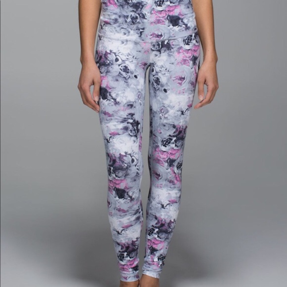 Lululemon high waisted athletic leggings